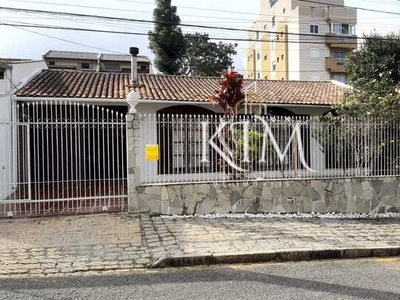 Casa à venda no bairro Seminário - Curitiba/PR