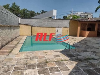 Casa com 5 quartos à venda na rua mapendi, taquara, rio de janeiro por r$ 1.440.000