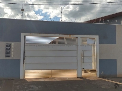 Casa em condomínio