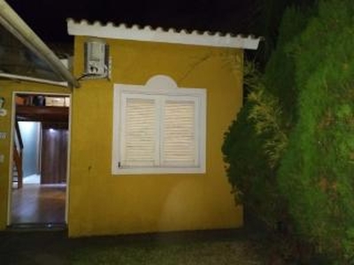 Casa em condominio fechado 02 dormitorios bairro Rio Branco Canoas RS