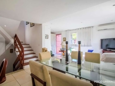 Casa em condomínio fechado com 3 quartos à venda na rua israel, 10, vila jardim, porto alegre, 151 m2 por r$ 1.200.000