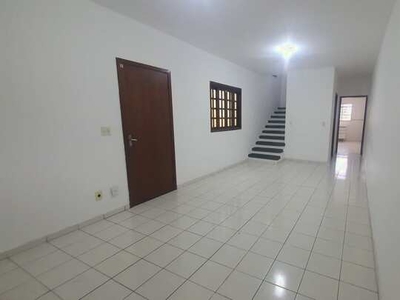 Sobrado - Bosque dos Eucaliptos - 3 Dormitórios (1 suíte) - 125 m²