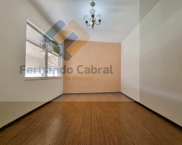 Apartamento para locação no Pé Pequeno