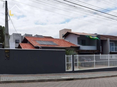 CASA AVERBADA À VENDA NO BAIRRO VILA NOVA