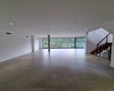 Casa com 4 suítes, 400 m² em Itaipava - Petrópolis/RJ