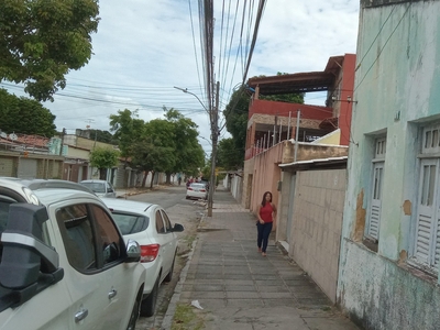 VENDO CASA EM CAMPO GRANDE