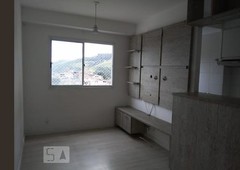 APARTAMENTO no 8º andar com 2 dormitórios e 1 garagem