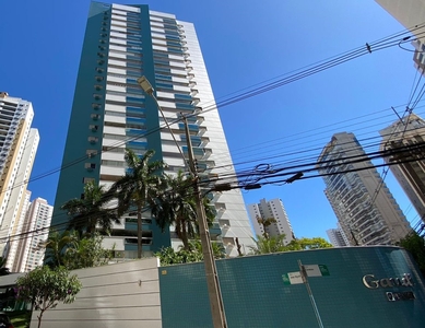 Apartamento em Centro, Londrina/PR de 206m² 3 quartos à venda por R$ 1.289.000,00