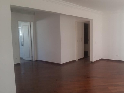 Apartamento em Cerqueira César, São Paulo/SP de 140m² 4 quartos para locação R$ 4.700,00/mes