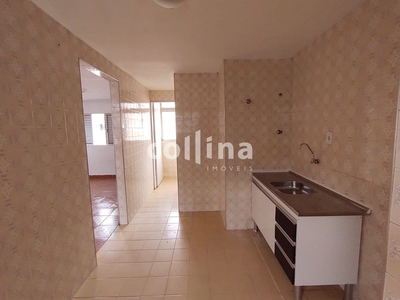 Apartamento em Conjunto Habitacional Presidente Castelo Branco, Carapicuíba/SP de 42m² 1 quartos à venda por R$ 127.000,00