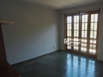 Apartamento em Vale dos Pinheiros, Nova Friburgo/RJ de 125m² 3 quartos para locação R$ 1.200,00/mes