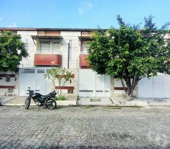 CASA COM 80,66M² NO BAIRRO PONTO NOVO PARA LOCAÇÃO