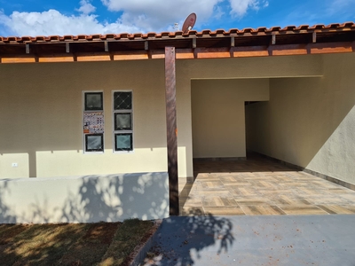 Casa em Guanandi II, Campo Grande/MS de 100m² 3 quartos à venda por R$ 264.000,00