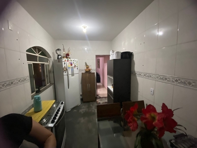 Casa em Primeiro de Maio, Belo Horizonte/MG de 100m² 2 quartos à venda por R$ 219.000,00