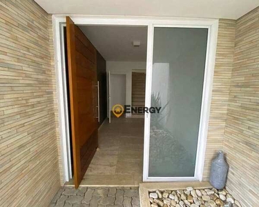 Linda casa no Brooklin com 425m²