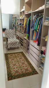 Quarto feminino.tipo kitnet