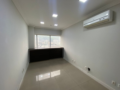 Sala em Centro, Nova Iguaçu/RJ de 25m² para locação R$ 1.500,00/mes