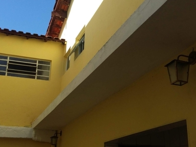 Sobrado misto comercial/residencial à venda com 3 quarto(s)