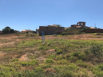 Terreno em Guarujá, Montes Claros/MG de 685m² à venda por R$ 548.000,00