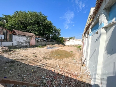Terreno em Piratininga, Niterói/RJ de 0m² para locação R$ 15.000,00/mes