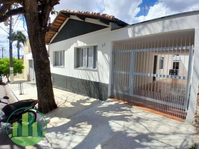 Casa com 3 dormitórios para alugar, 160 m² por r$ 2.000,00/mês - são benedito - são joão da boa vista/sp