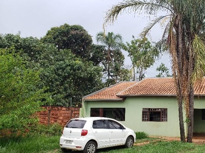 Casa Térrea com 2 Quartos à Venda por R$ 200.000