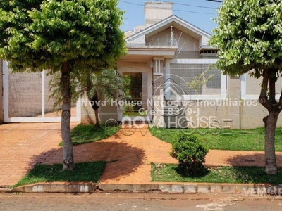 Casa Térrea com 2 Quartos à Venda por R$ 999.000
