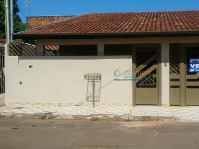 Casa Térrea com 3 Quartos à Venda por R$ 340.000