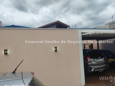 Casa Térrea com 3 Quartos à Venda por R$ 345.000