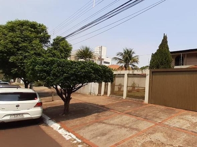 Casa Térrea com 4 Quartos à Venda por R$ 1.500.000