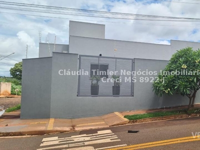 Casa Térrea com 4 Quartos à Venda por R$ 630.000