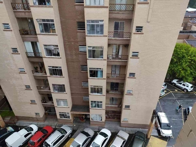 Apartamento com 2 quartos à venda no bairro Jardim Iporanga, 57m²