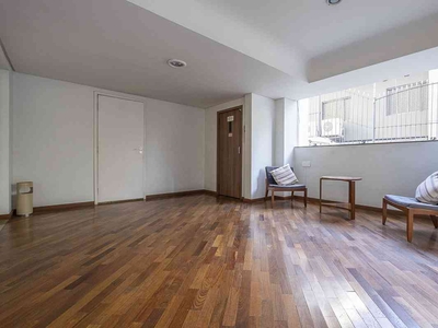 Apartamento com 3 quartos à venda no bairro Consolação, 142m²