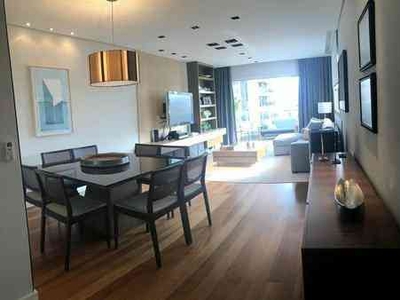 Apartamento com 3 quartos à venda no bairro Itaim Bibi, 138m²
