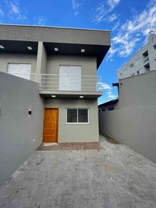 Casa com 2 quartos para alugar no bairro Jardim das Cerejeiras, 70m²