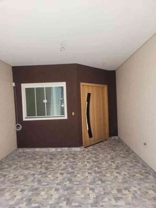 Casa com 3 quartos à venda no bairro Jardim Helena, 180m²