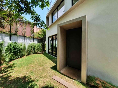 Casa com 3 quartos à venda no bairro Jardim Paulista, 97m²