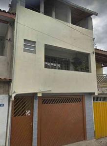 Casa com 4 quartos à venda no bairro Parque Santos Dumont, 125m²