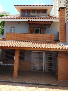 Casa com 4 quartos à venda no bairro Vila Augusta, 327m²