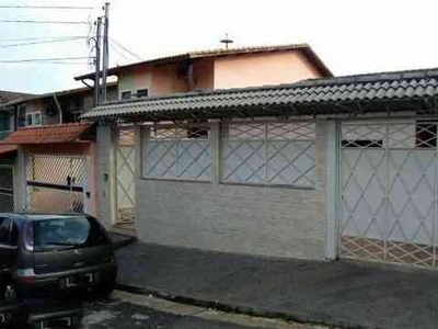 Casa com 4 quartos à venda no bairro Vila Trabalhista, 213m²