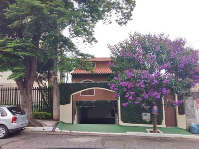 Casa com 6 quartos à venda no bairro Santana, 340m²
