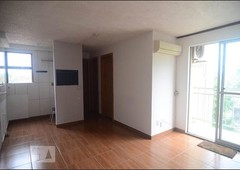 APARTAMENTO no 4º andar com 2 dormitórios e 1 garagem