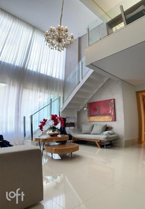 Apartamento à venda em Buritis com 300 m², 4 quartos, 3 suítes, 5 vagas