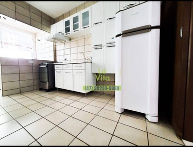 Apartamento no Bairro Velha em Blumenau com 2 Dormitórios (1 suíte) e 72 m²