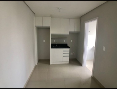 Apartamento no Bairro Vila Nova em Blumenau com 2 Dormitórios (1 suíte) e 71 m²
