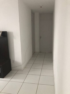 Apartamento com 2 Quartos e 1 banheiro à Venda, 48 m² por R$ 165.000