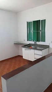 Casa com 2 dormitórios para alugar, 50 m² por R$ 1.100,00/mês - Parque Pinheiros - Taboão