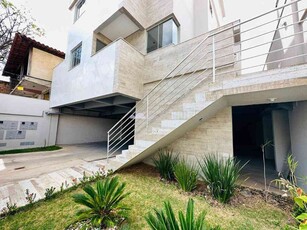 Apartamento com 3 quartos à venda no bairro Santa Mônica, 120m²