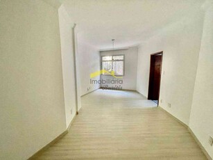 Apartamento com 3 quartos para alugar no bairro Buritis, 90m²