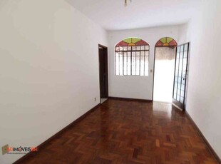 Casa com 2 quartos para alugar no bairro Alto Caiçaras, 81m²